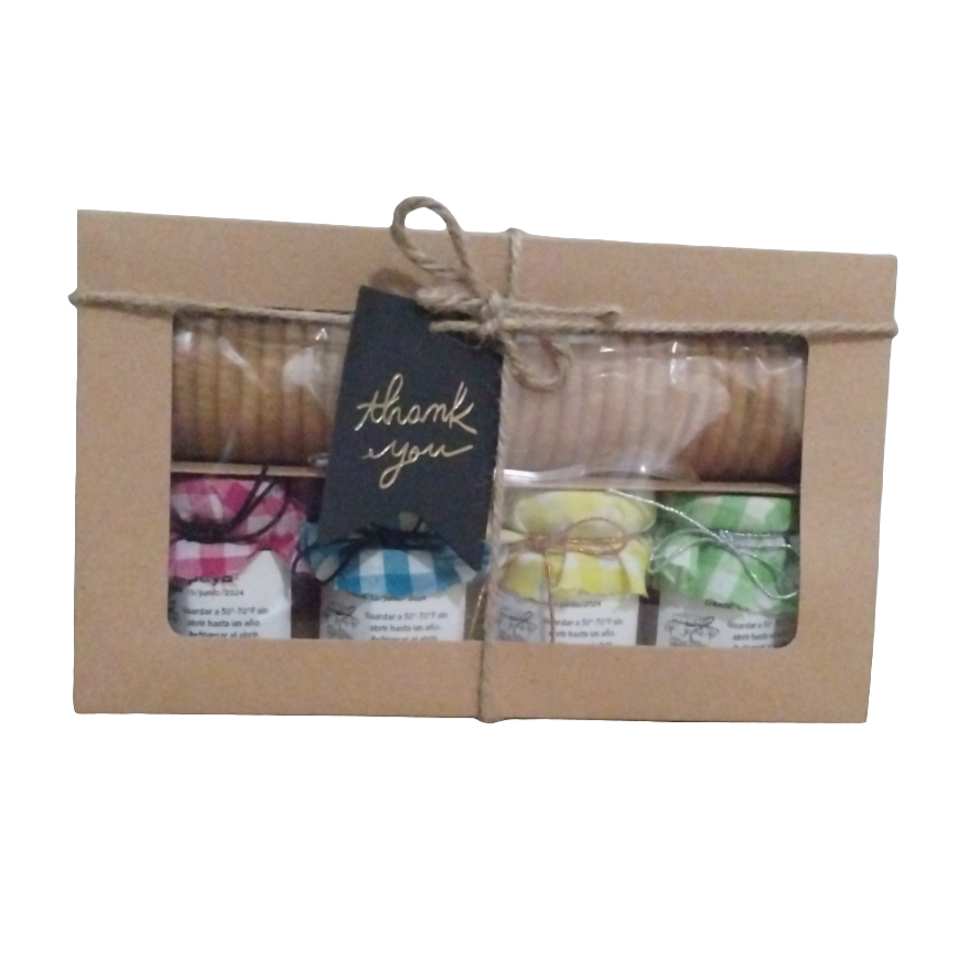 Lechosa, Guanábana, Carambola, Guineo ~ Caja de Regalo con Galletas